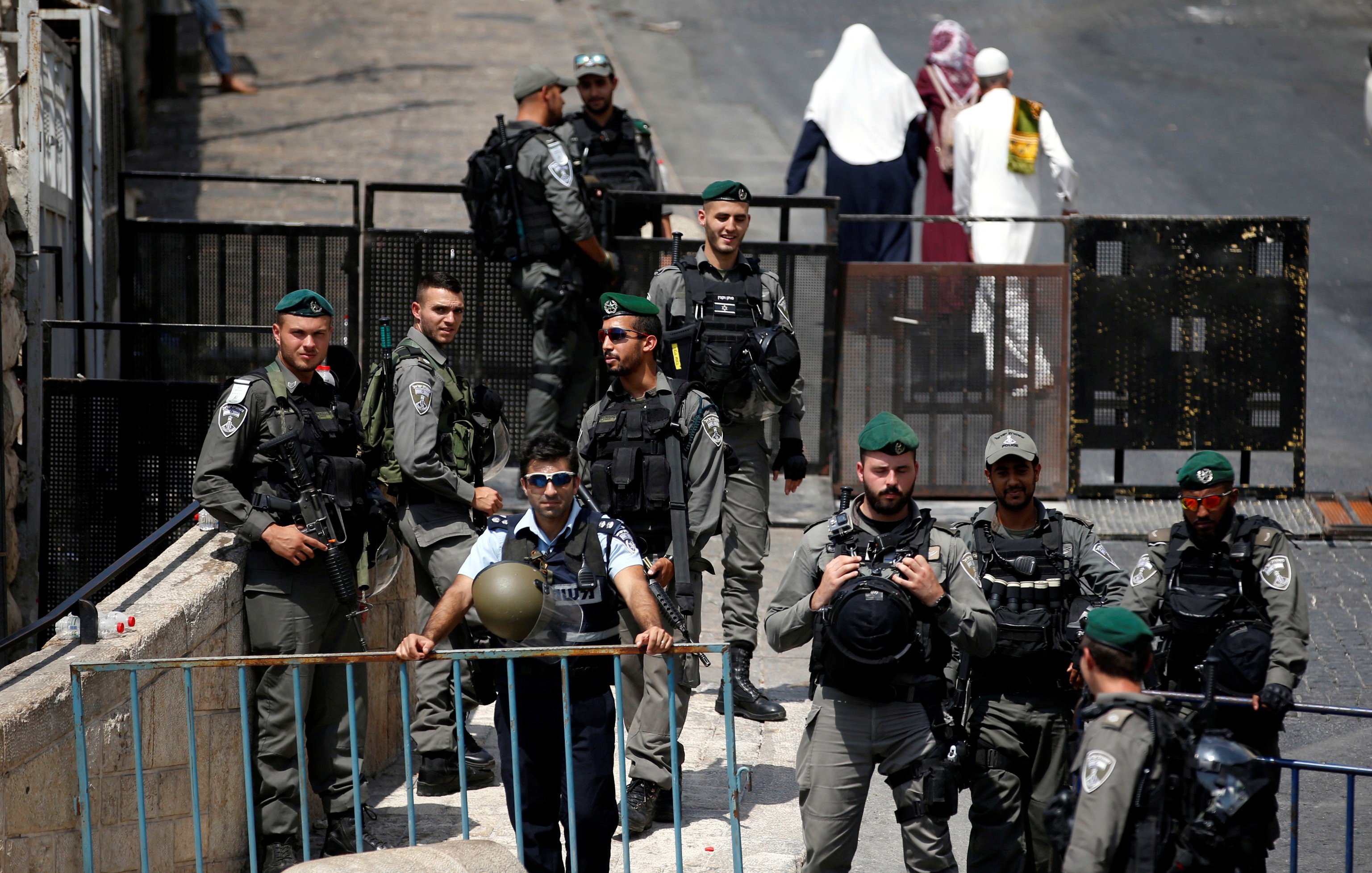 الاحتلال يعرقل وصول حافلات المصلين إلى المسجد الأقصى