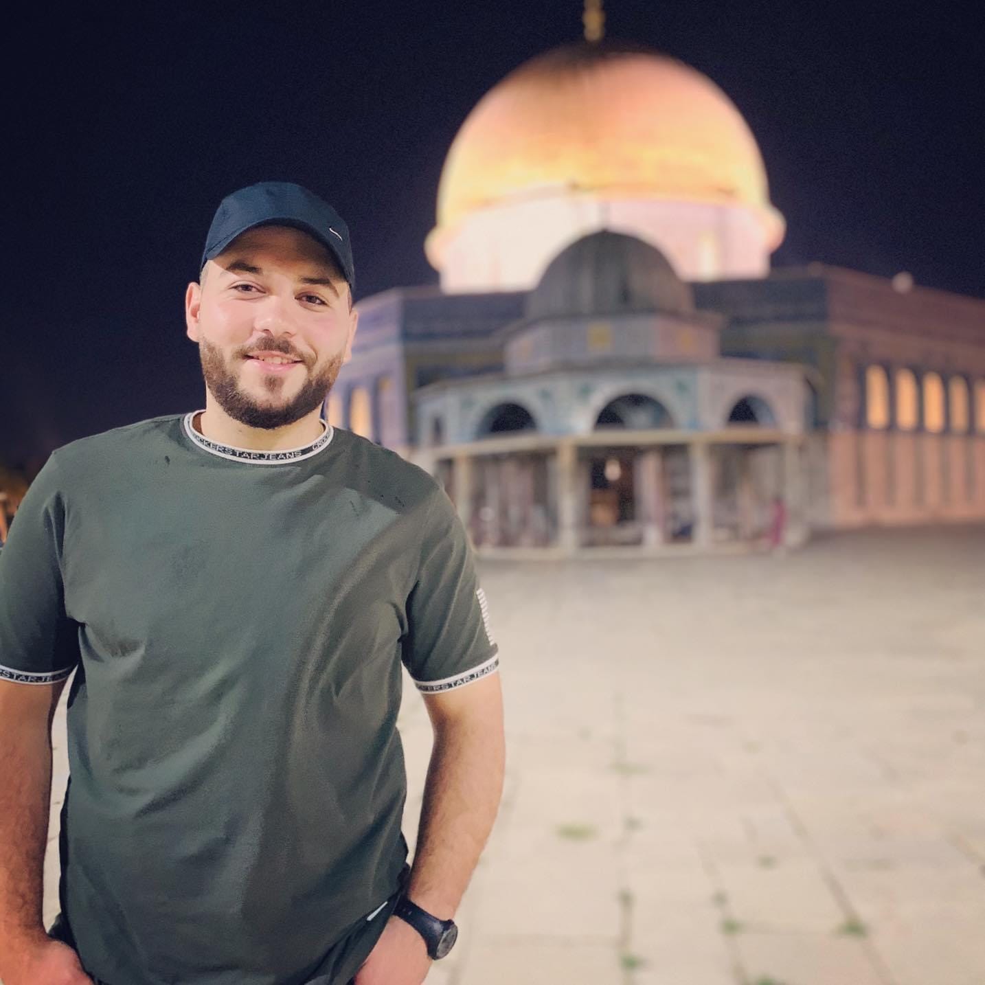 قوات الاحتلال تعتقل الشاب روحي الكلغاصي من القدس