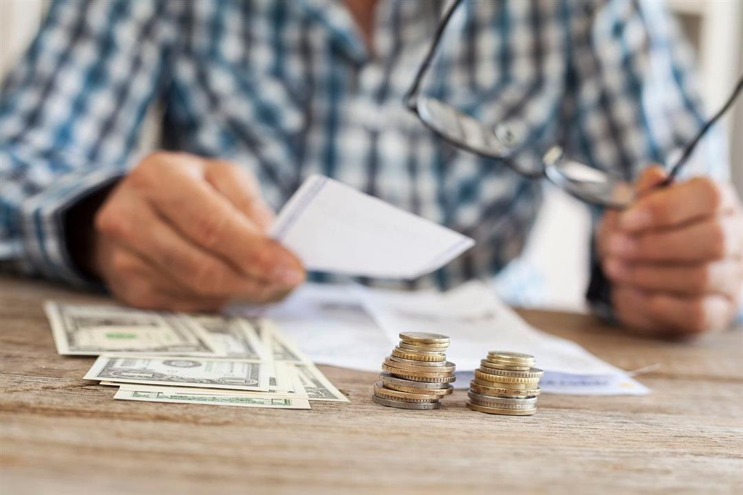 المال والصحة.. علاقة أزلية تدعو لاتباع عدة خطوات لحياة آمنة