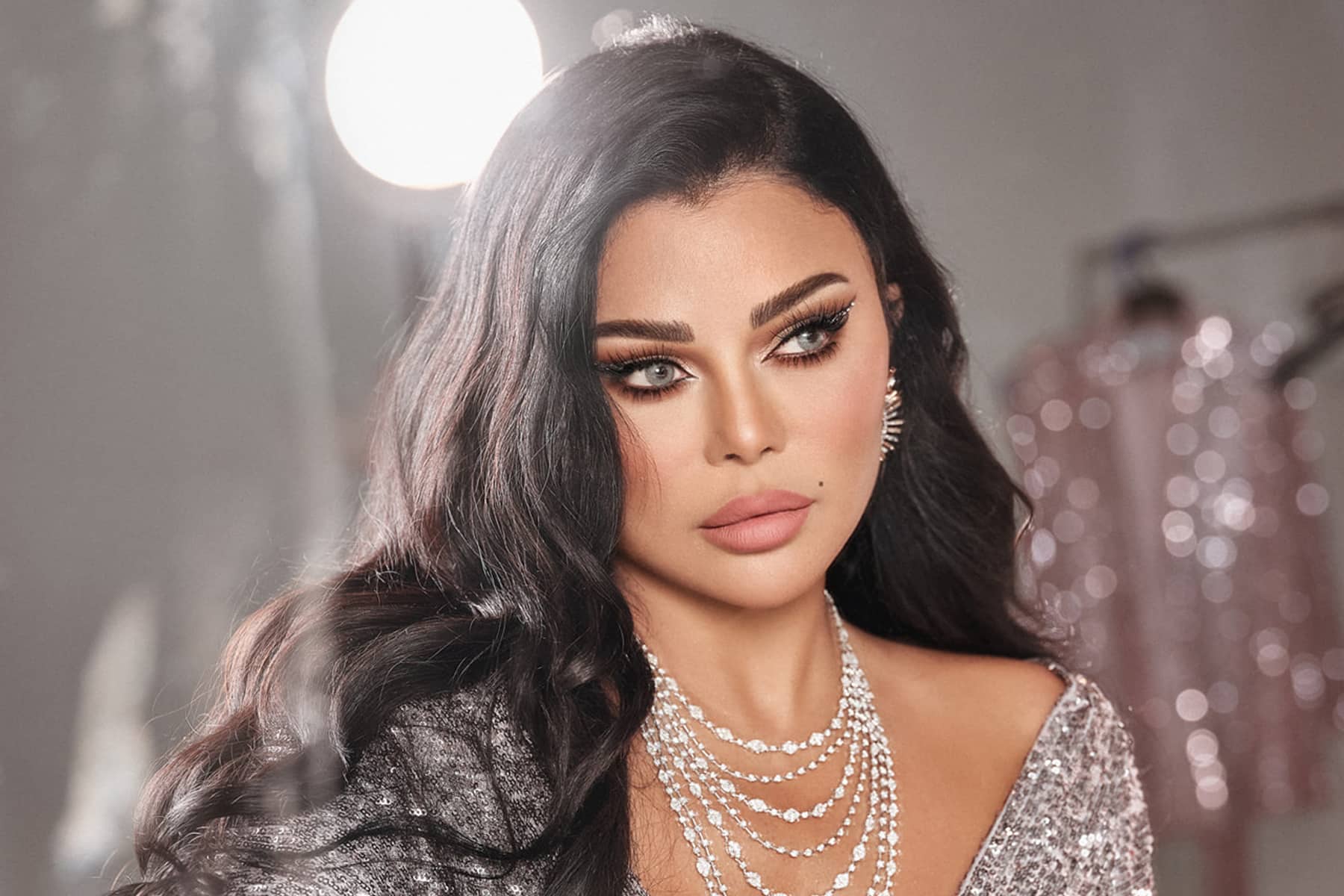 هيفاء وهبي تروج لفيلمها الجديد رمسيس باريس.. هذا موعد عرضه