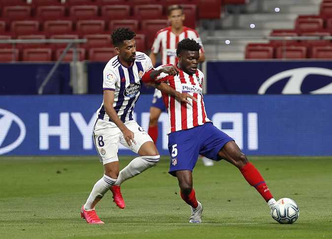 أتلتيكو يضيّق الخناق على ريال مدريد بعد فوز ساحق على بلد الوليد
