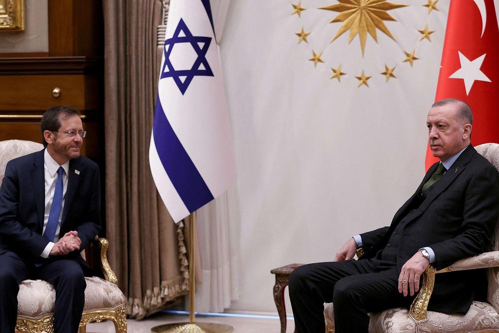 تقديرات سياسية بأن يستمر أردوغان في التقارب مع إسرائيل