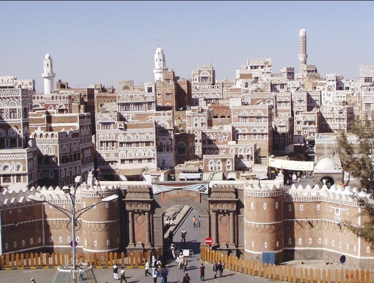 الخارجية اليمنية: سياسة كيان العدو تشكل تهديداً للسلم والأمن الدوليين