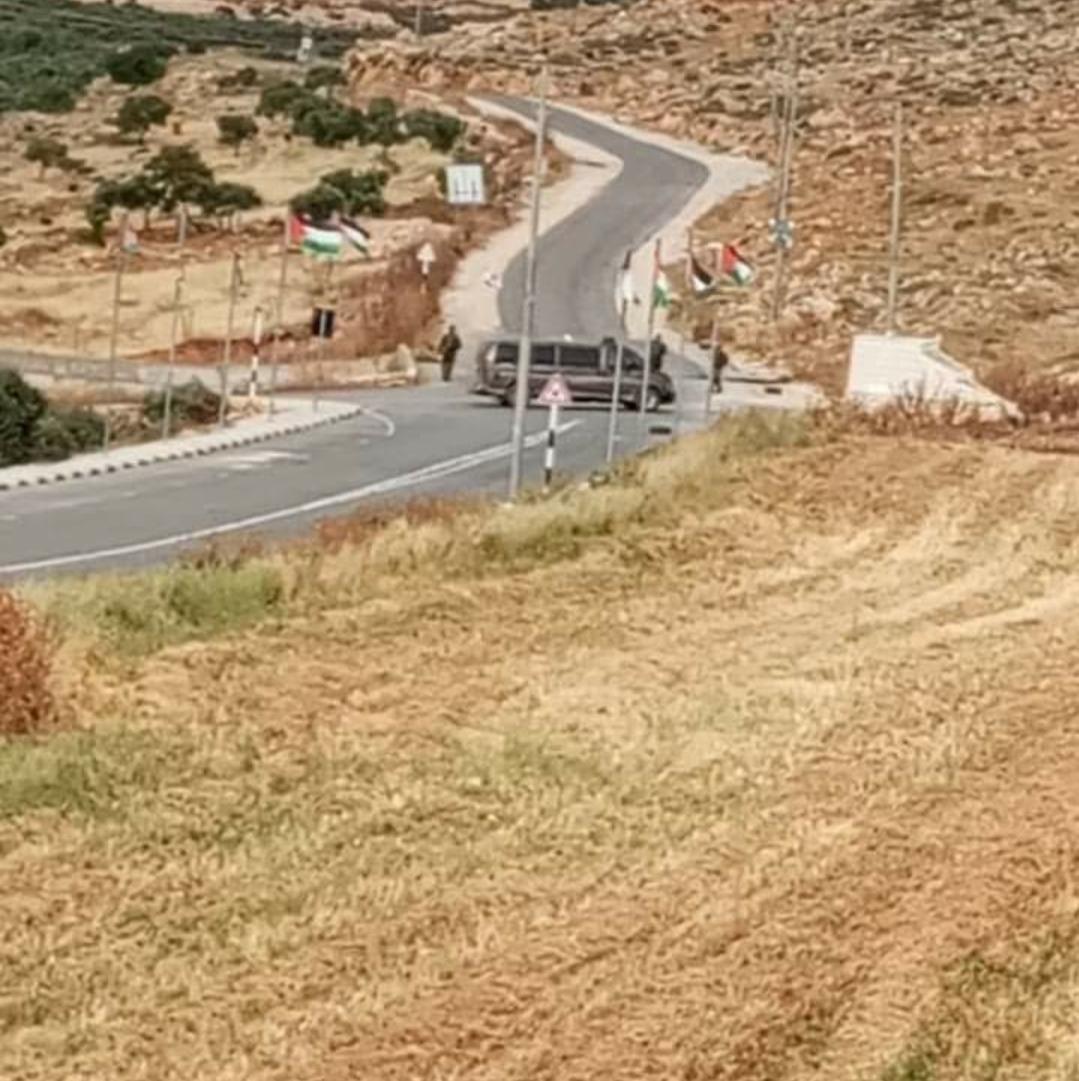 الاحتلال يغلق مدخلي قرية المغير شرق رام الله لليوم التاسع على التوالي