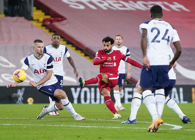 محمد صلاح يدخل التاريخ في مواجهة ليفربول أمام توتنهام