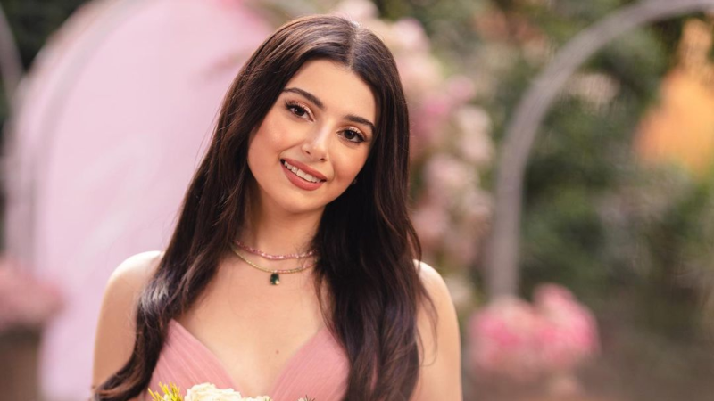 ماريتا الحلاني تشارك متابعيها بمقاطع فيديو من ليلة الحناء