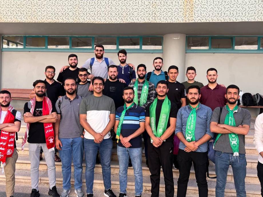 نابلس: مجلس طلبة النجاح يُعلّق اعتصامه للحوار مع إدارة الجامعة