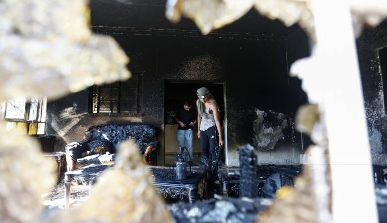 النقابات الفلسطينية تستنكر إحراق المصاحف وتدنيس المساجد بالضفة