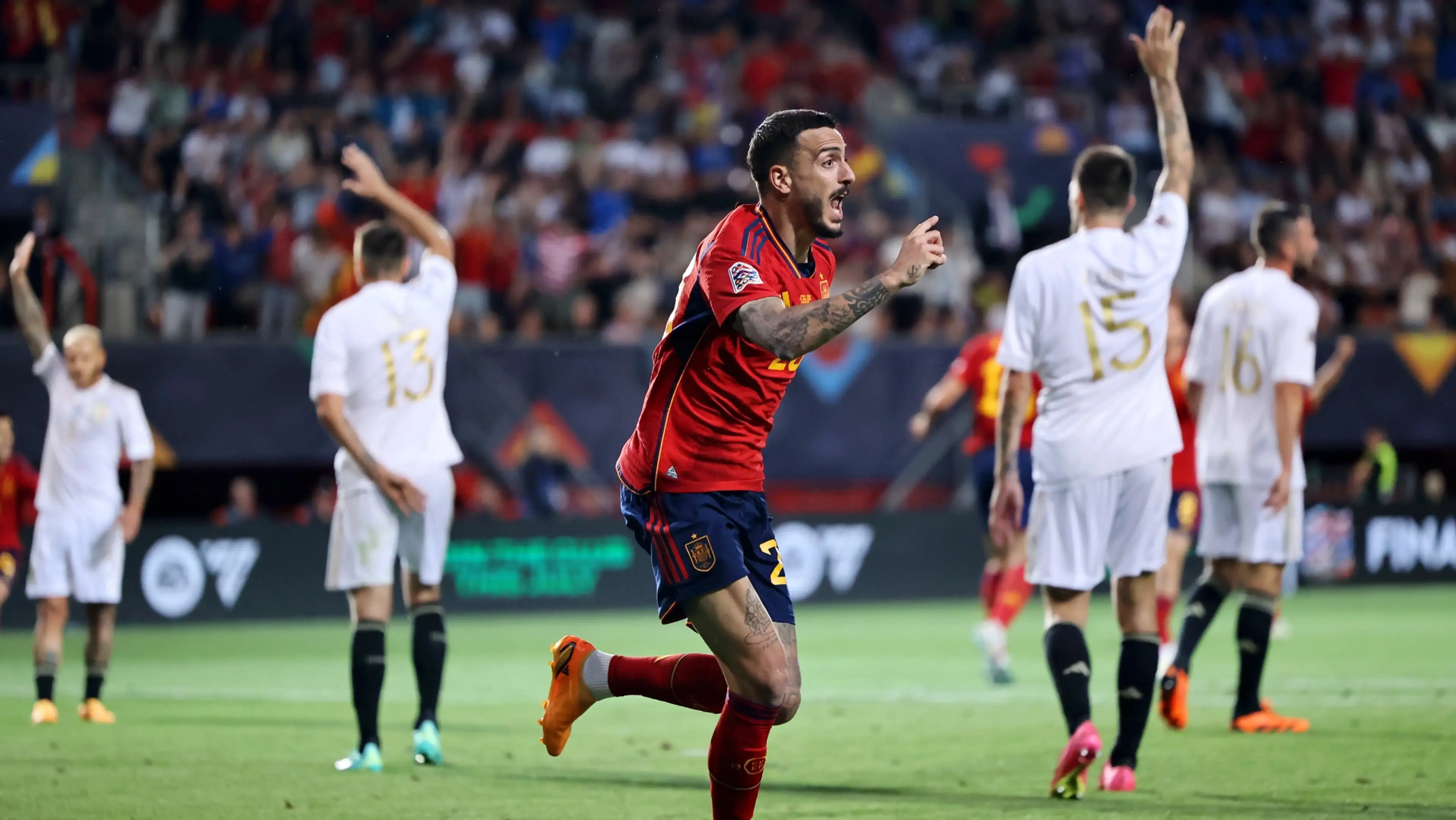 المنتخب الإسباني يبلغ نهائي دوري الأمم الأوروبية
