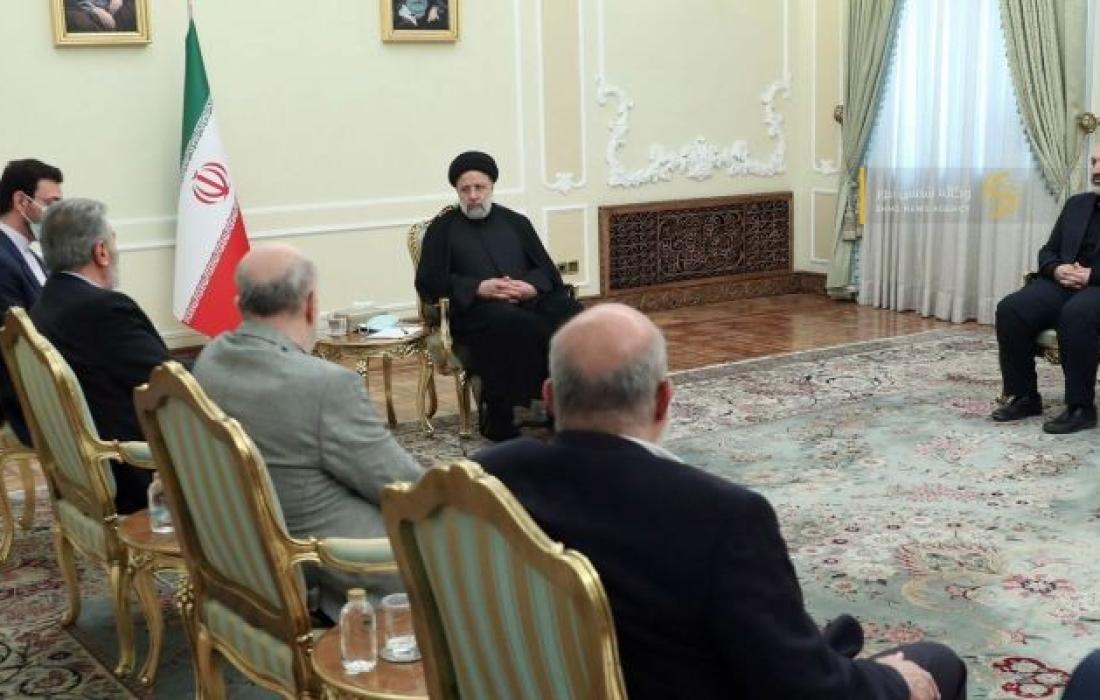 الرئيس الإيراني يستقبل النخالة والوفد المرافق له