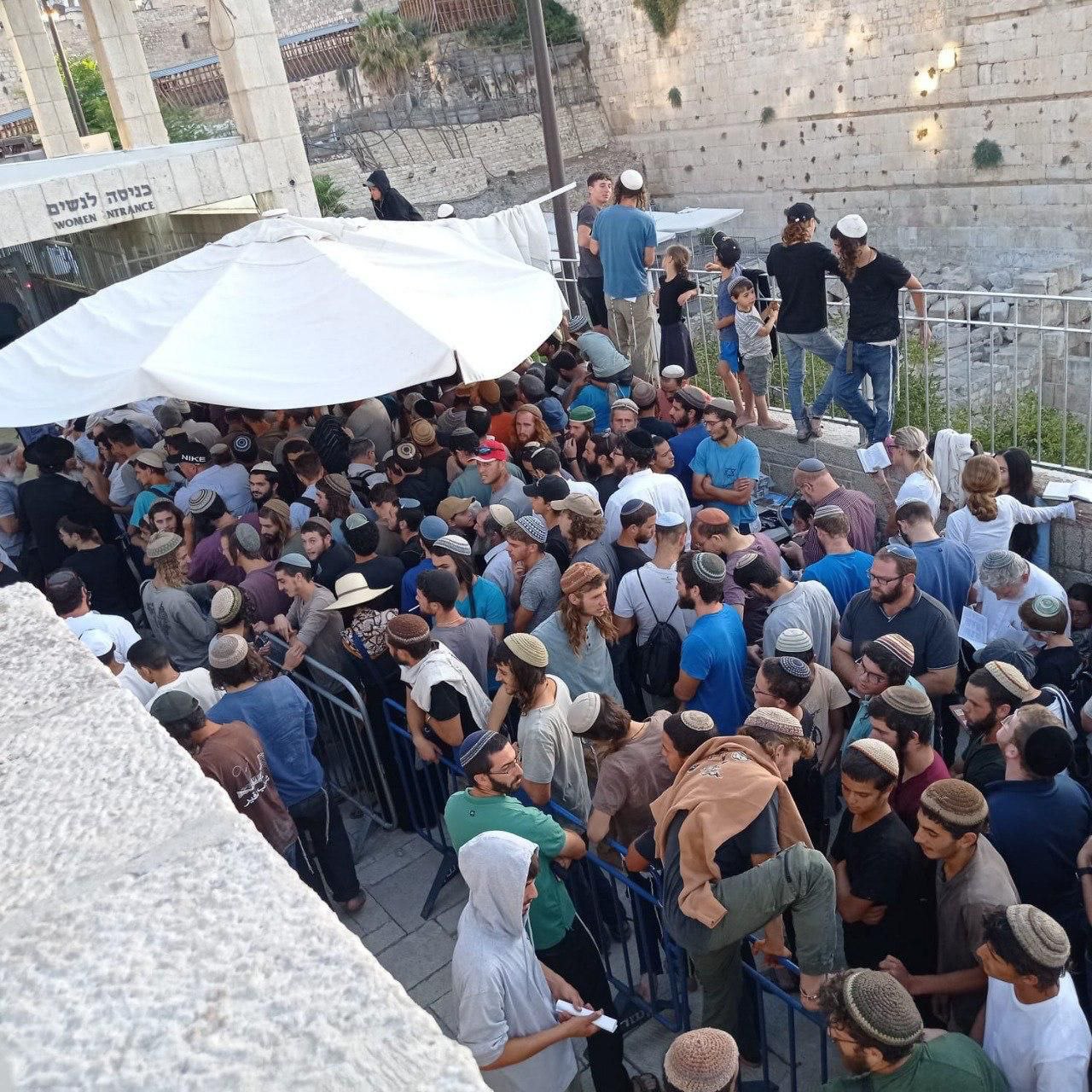 اقتحام جماعي للمستوطنين للأقصى بقيادة بن غفير