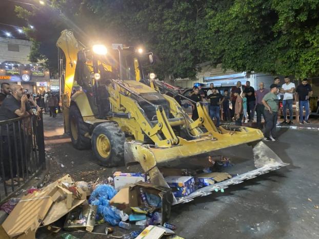 بلدية جنين تشرع بحملة لإزالة التعديات من شوارع وأسواق المدينة