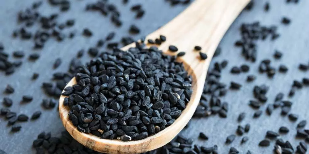 حبة البركة وتأثيرها الإيجابي في علاج ارتفاع ضغط الدم