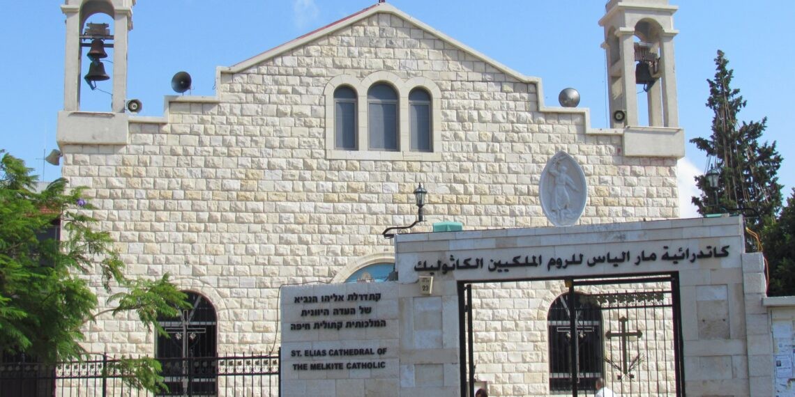 هيئة دعم الداخل تستنكر العدوان على كنيسة مار الياس