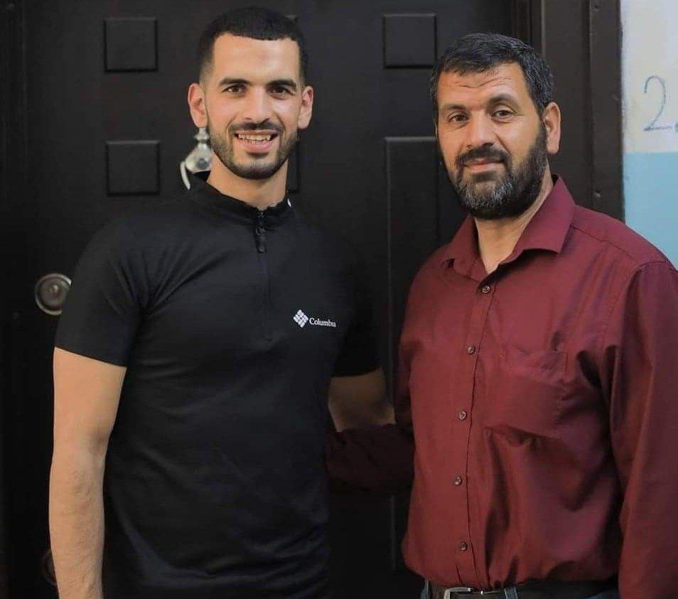 نابلس: الأجهزة الأمنية تعتقل الأسير المحرر عنان بشكار ونجله إسلام