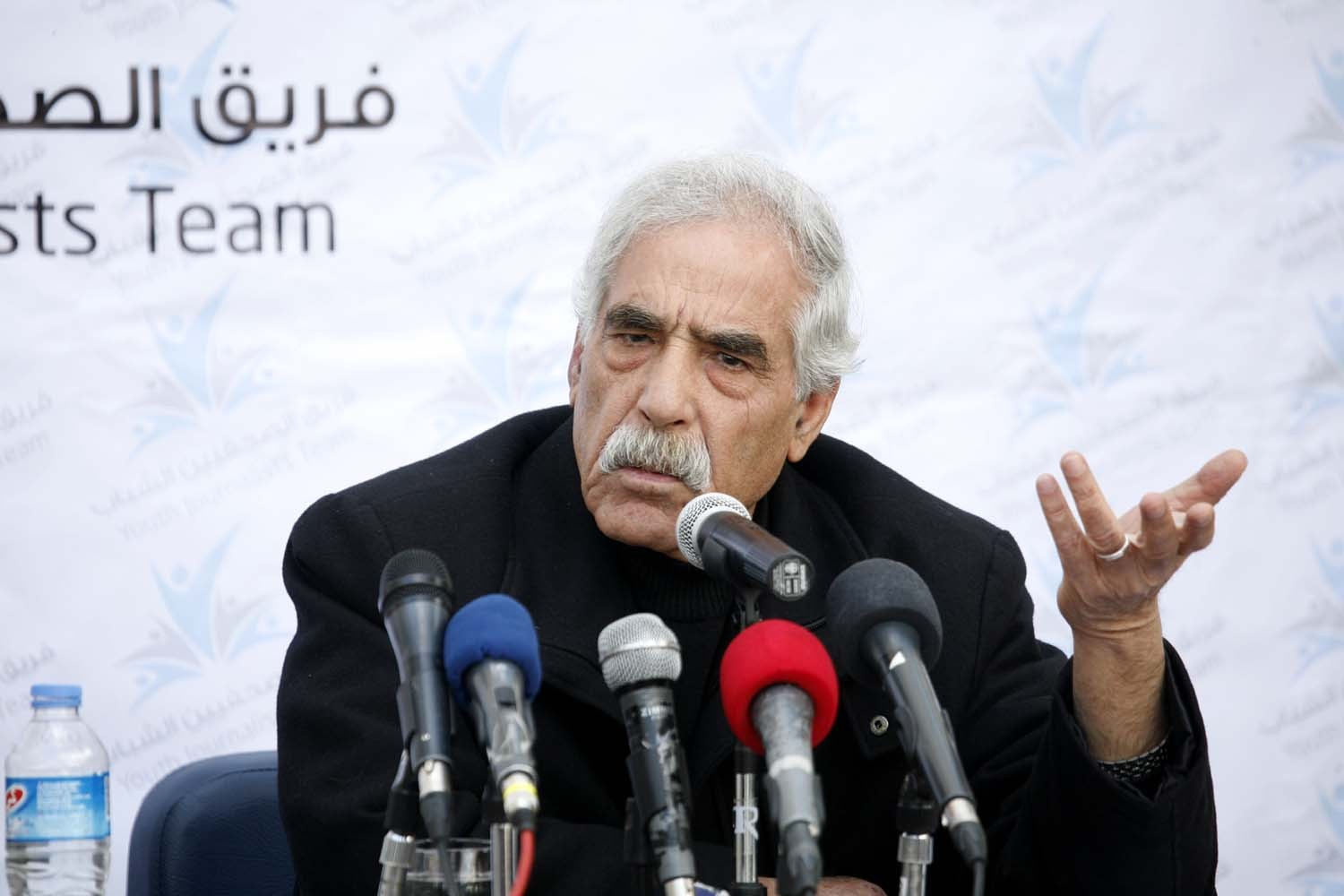أبو النجا: لا أقبل أن أسمع نبأ احالتي للتقاعد من وسائل الإعلام