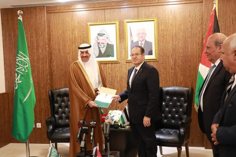 السديري يؤكد أن تعيينه سفيراً لدى السلطة يمثّل دعماً كبيرا لفلسطين