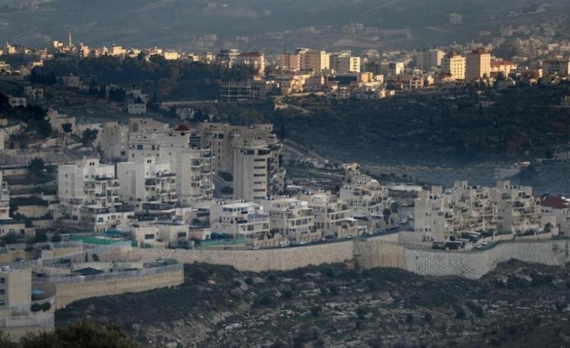 فتح: الخطة الخمسية للاحتلال بالقدس تعزيز للاستيطان والتهويد والأسرلة