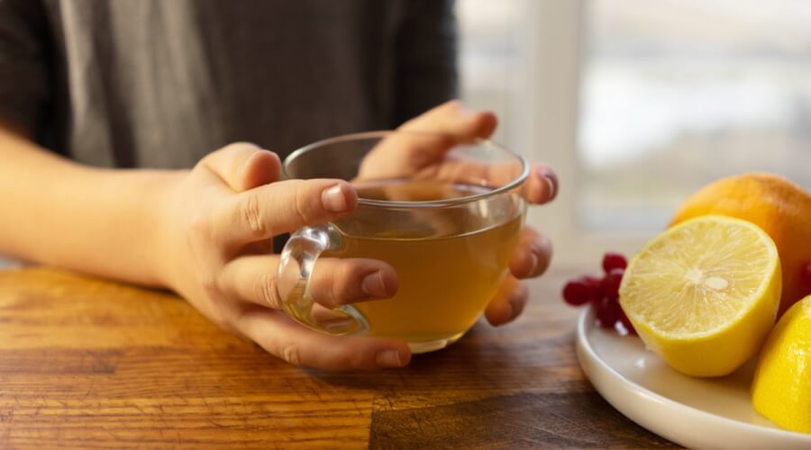 تُخفف الأعراض.. علاجات منزلية بسيطة للنزلة المعوية