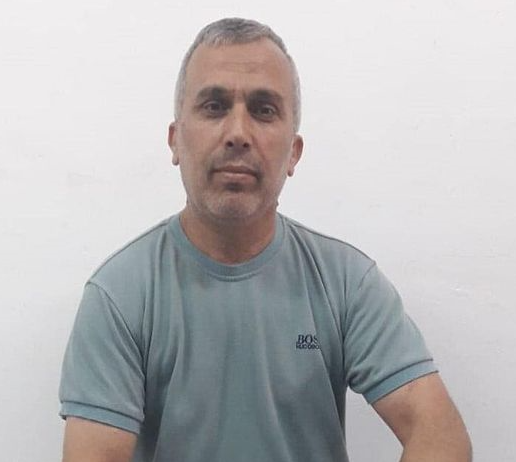 عائلة الحروب تؤكد خطورة الوضع الصحي لابنها الأسير علي