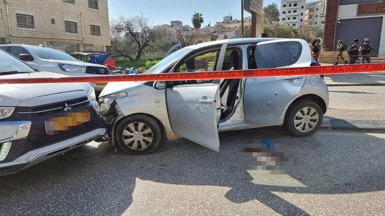 مقتل مستوطِنة وإصابة آخر بعملية إطلاق نار في الخليل