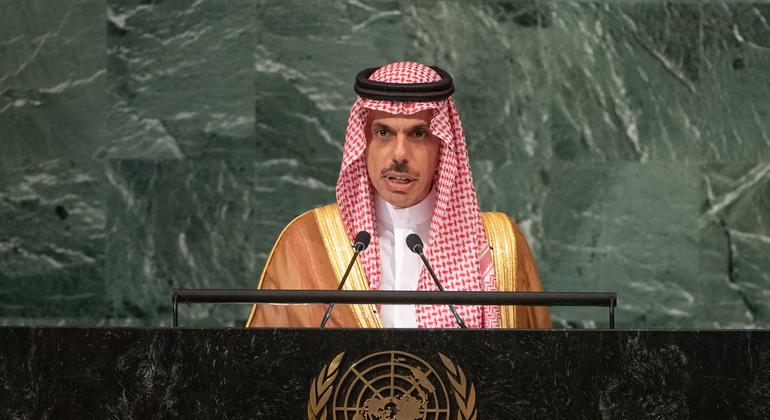 وزير الخارجية السعودي: نرفض أي إجراءات أحادية تعرقل حل القضية الفلسطينية