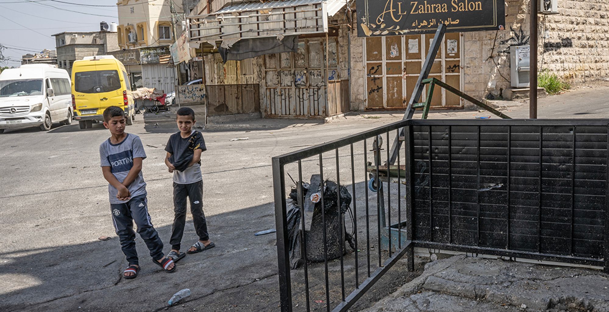 السلطة الفلسطينية تحارب شعبها في النضال من أجل البقاء
