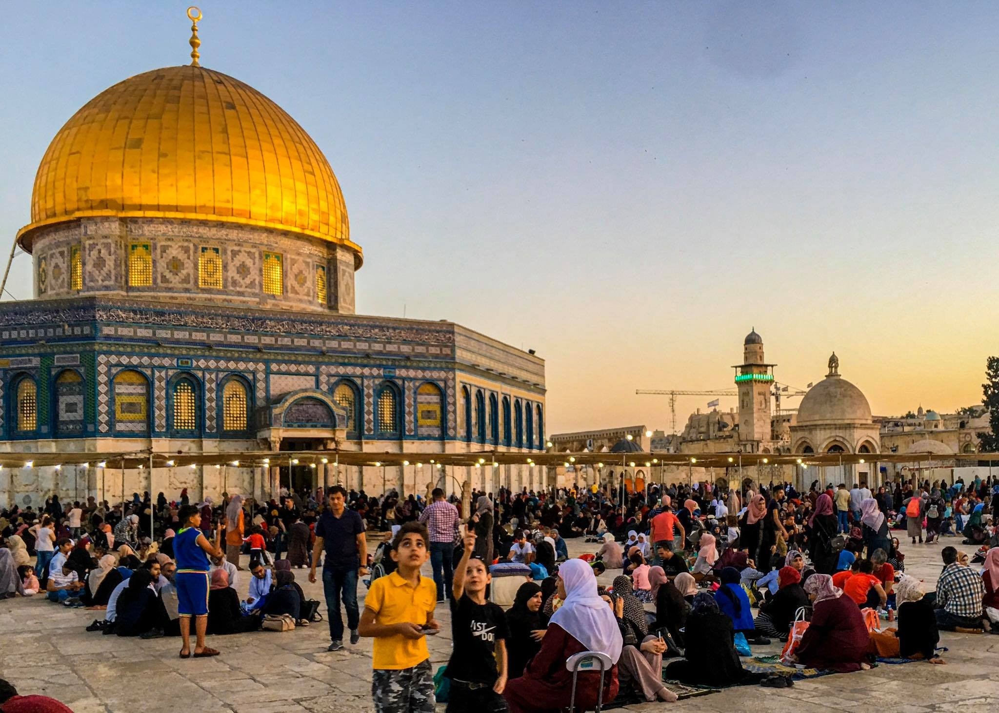لأربعة أشهر.. الاحتلال يبعد صحفيًا مقدسيًا عن المسجد الأقصى
