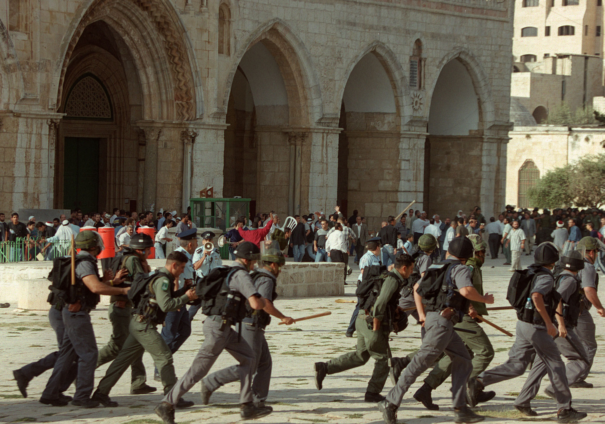 23 عامًا على انتفاضة الأقصى.. الشعب الفلسطيني لا يزال يناضل لدحر الاحتلال