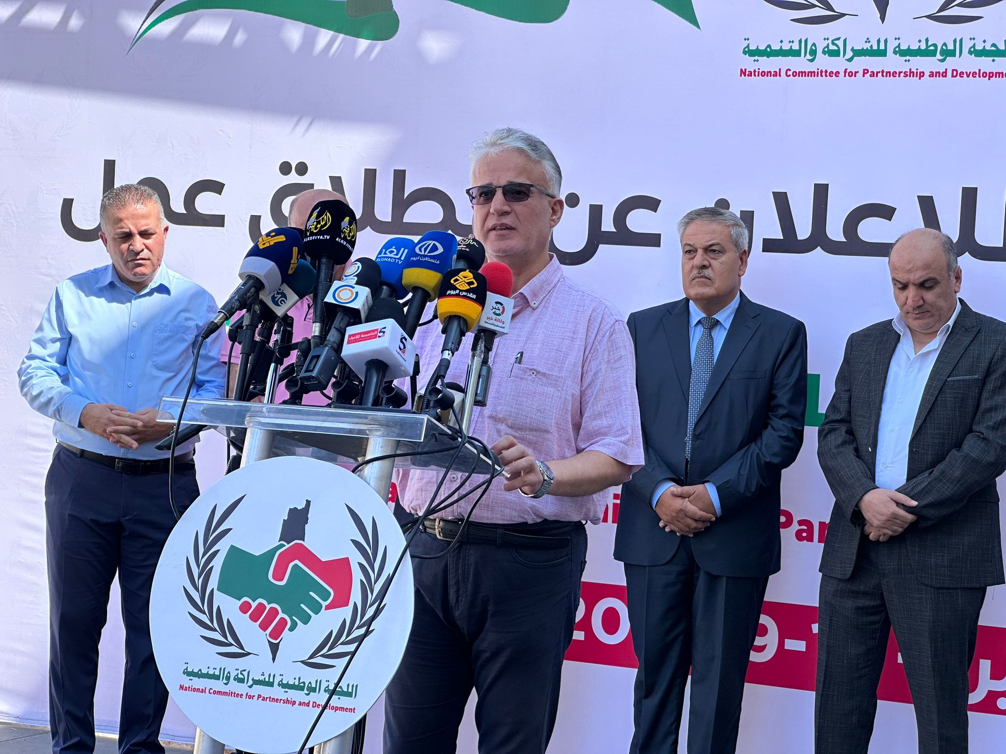 الفصائل الفلسطينية تؤكد على ضرورة إنهاء الانقسام بشكل كامل