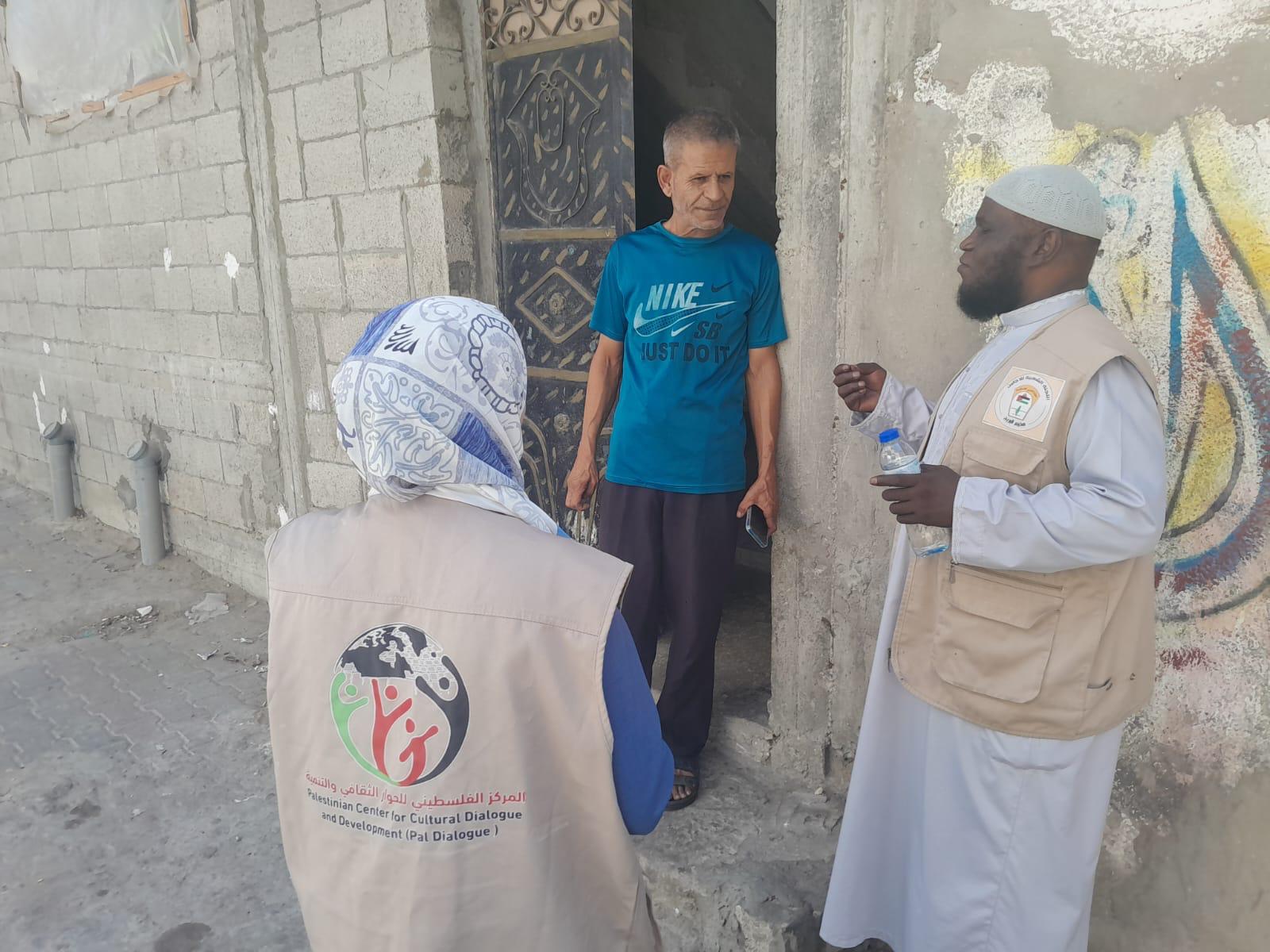 من بيت لبيت.. انطلاق الفعاليات التثقيفية الشعبية في مخيم البريج