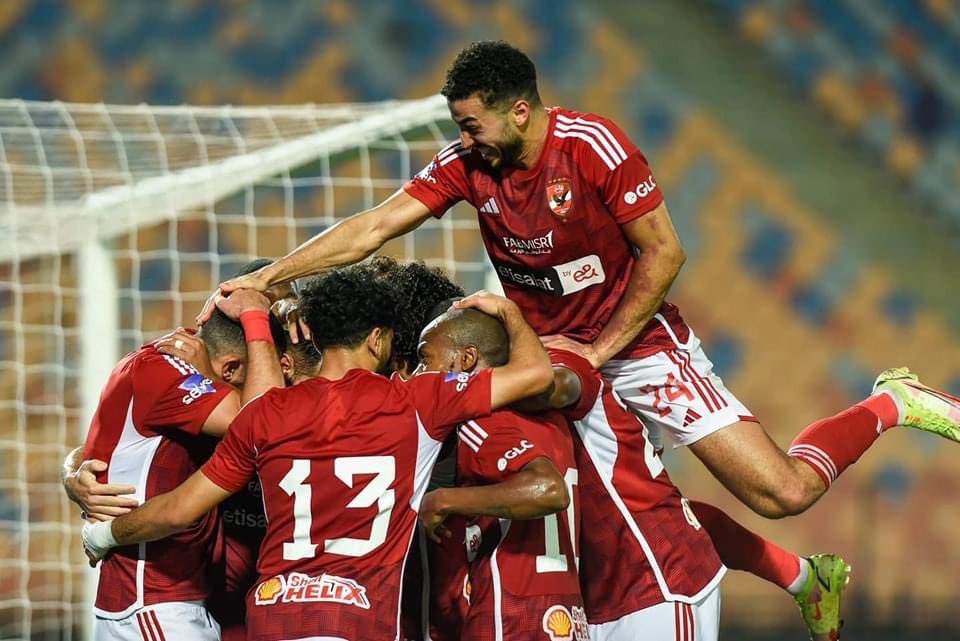 الأهلي يحقق فوزًا عريضًا على حساب إنبي بثلاثية نظيفة