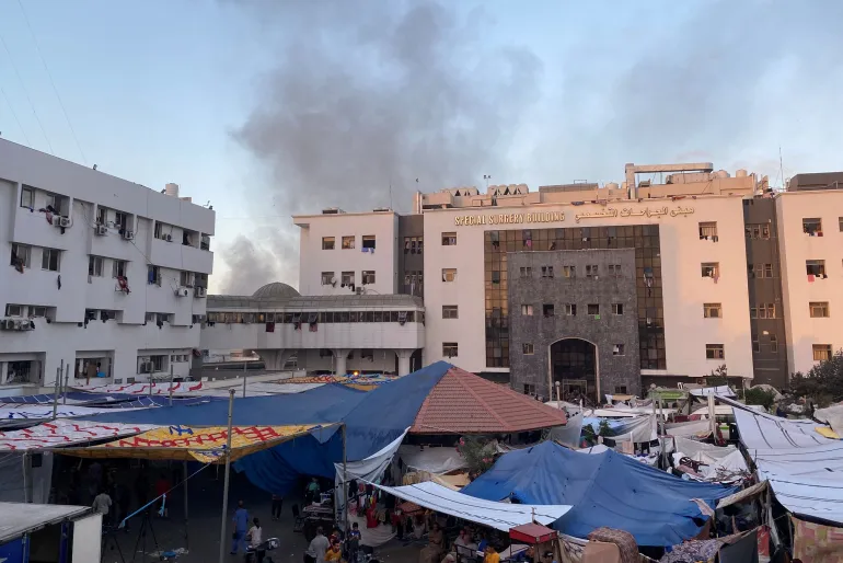 جيش الاحتلال يعلن السيطرة بشكل كامل على مجمع مستشفى الشفاء