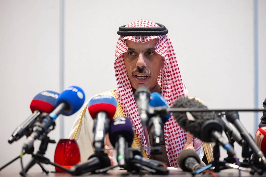 وزير الخارجية السعودي: "حل الدولتين" أساس السلام في المنطقة