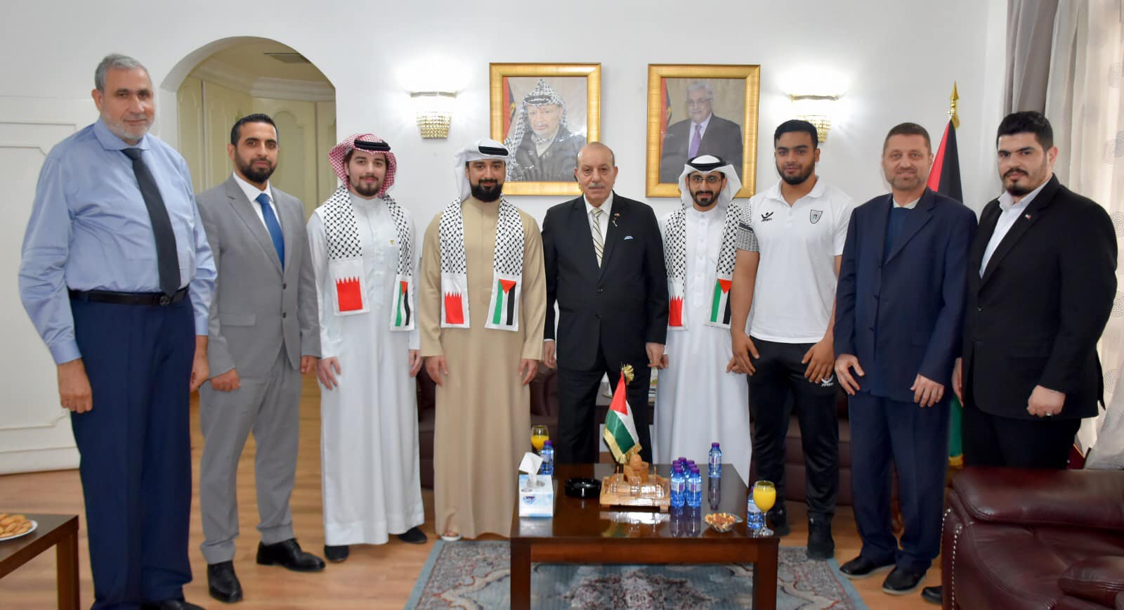 السفير الفلسطيني يستقبل وفد الاتحاد البحريني لرفع الأثقال في المنامة