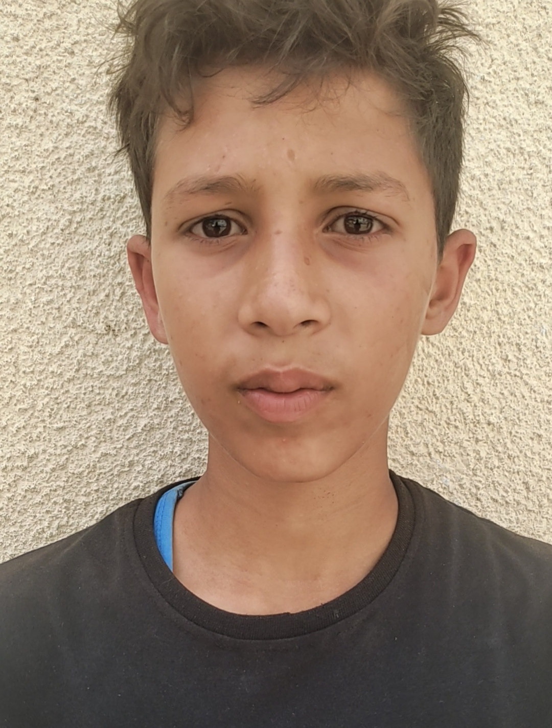 رزق عكيلة.. حرمه الاحتلال والده المريض بالسرطان بسيطرته على معبر رفح