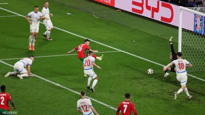 فوز صعب للبرتغال على التشيك في اليورو