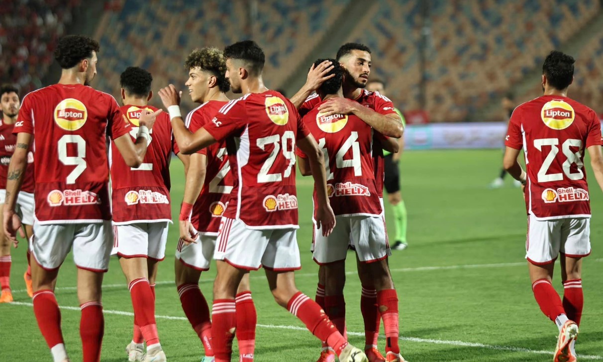 الأهلي يواصل ملاحقة بيراميدز على صدارة الدوري بفوزه على فاركو