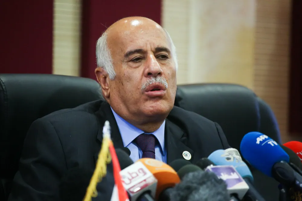 أستراليا تحظر دخول جبريل الرجوب إلى أراضيها