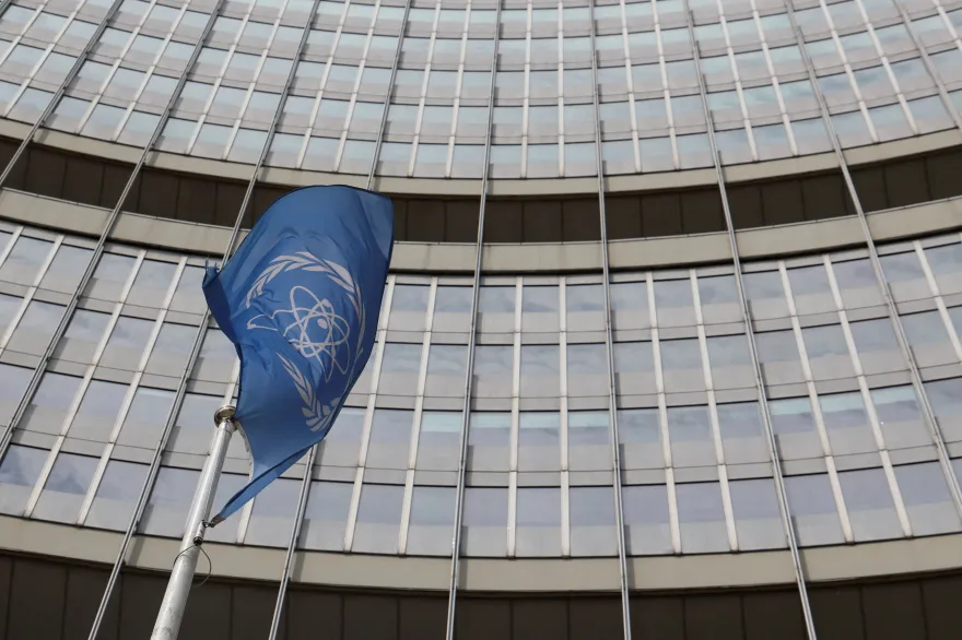 فرنسا وألمانيا وبريطانيا ترحب بقرار الوكالة الدولية للطاقة الذرية وإيران تصفه بالمستعجل