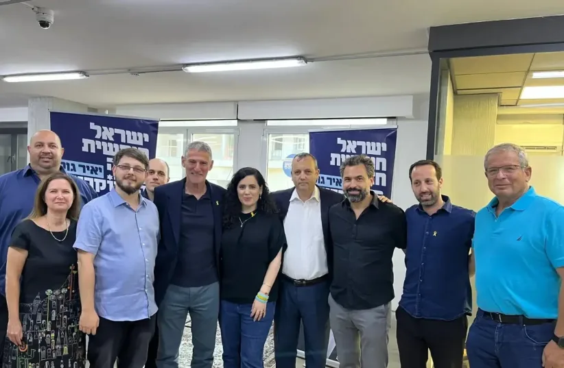 مندوبو حزبي العمل وميرتس يوافقون على الاندماج في مؤتمر بتل أبيب