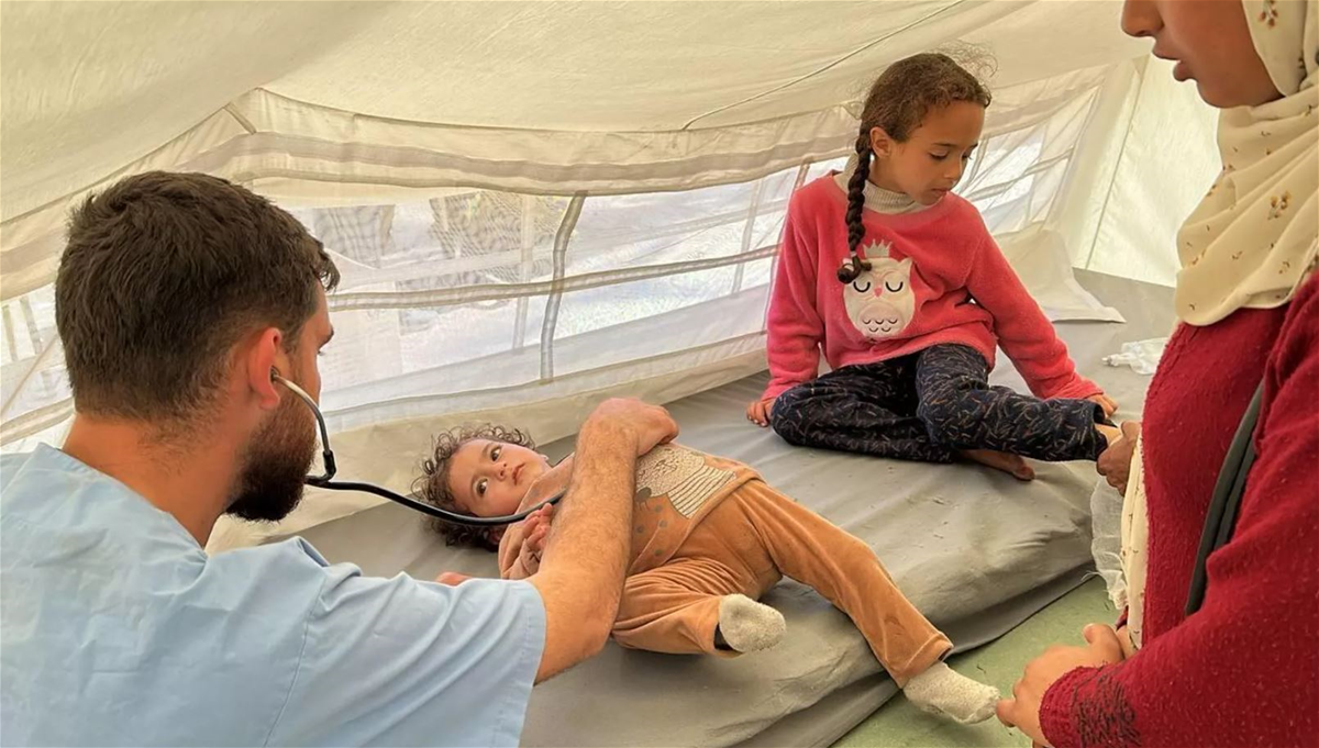 منظمة الصحة العالمية ترى “خطرا كبيرا” لانتشار شلل الأطفال في غزة