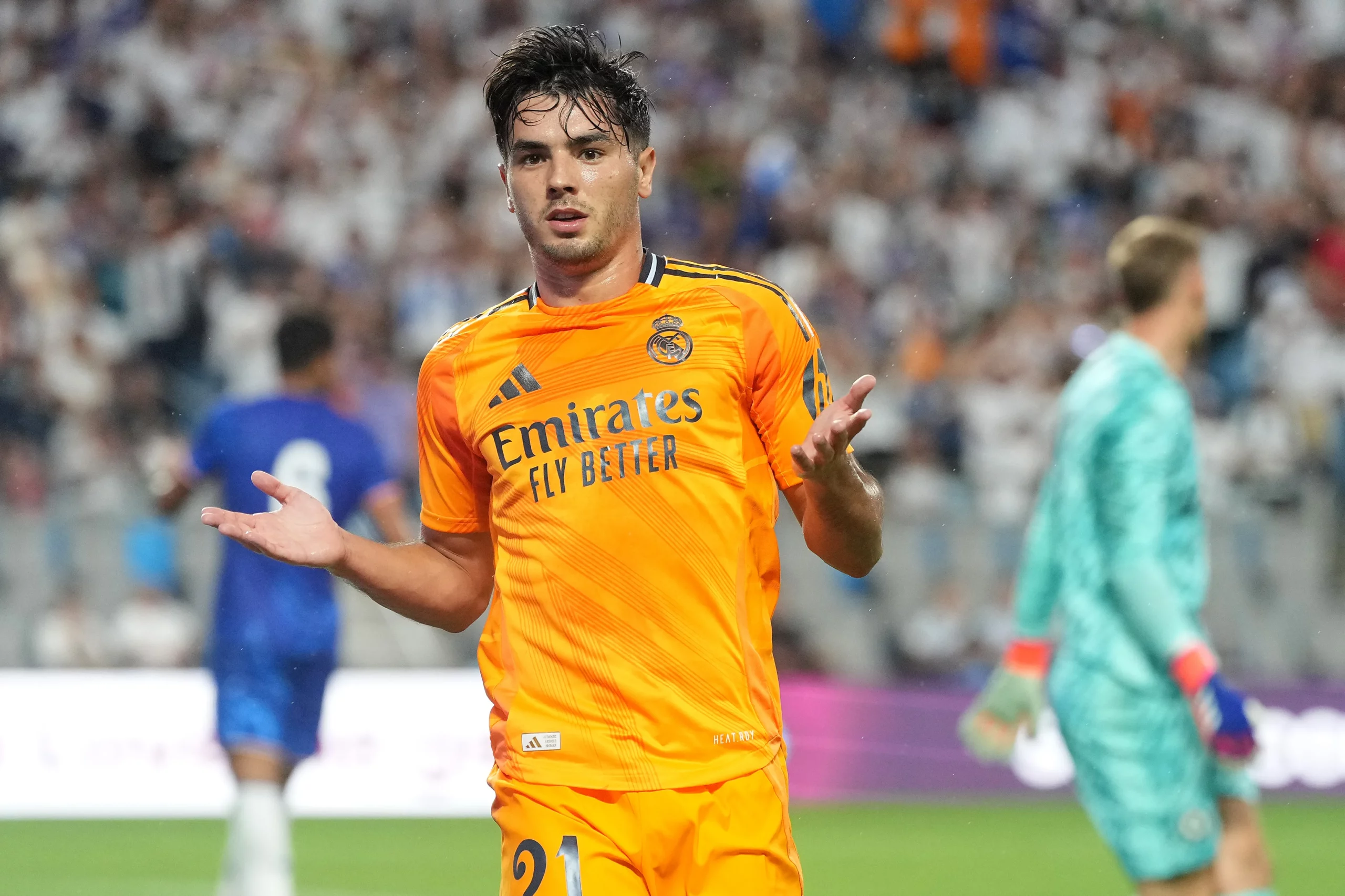 ريال مدريد يفوز على تشليسي بهدفين لهدف في مباراة ودية تحضيرية