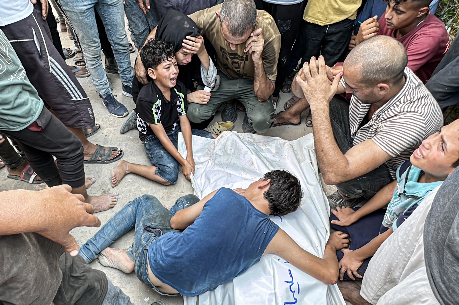 118 شهيدًا و581 مصابًا في غزة خلال 24 ساعة