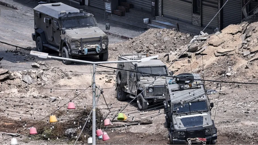 جيش الاحتلال يقتحم مناطق متفرقة بالضفة الغربية وبلدة قباطية في جنين