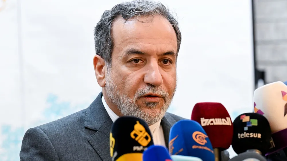 وزير الخارجية الإيراني: "مستعدون لهجوم إسرائيلي محتمل ولمفاوضات نووية بناءة ودون تأخير"