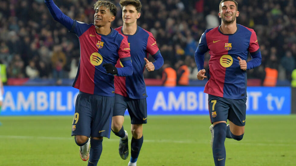 برشلونة يواصل انتصاراته باكتساح بيتيس بخماسية في كأس الملك