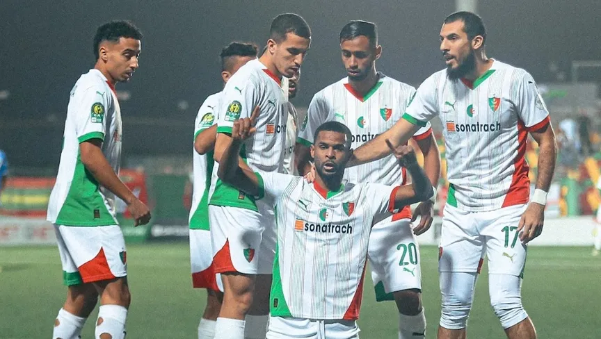 مولودية الجزائر يهزم مازيمبي وينعش آماله في أبطال إفريقيا