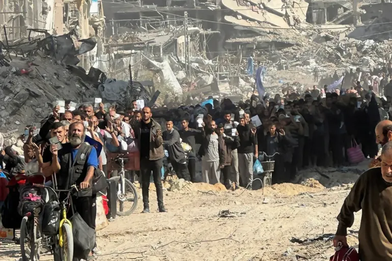 الجيش: سيعود النازحين إلى شمال القطاع حال إلتزمت حماس بالاتفاق
