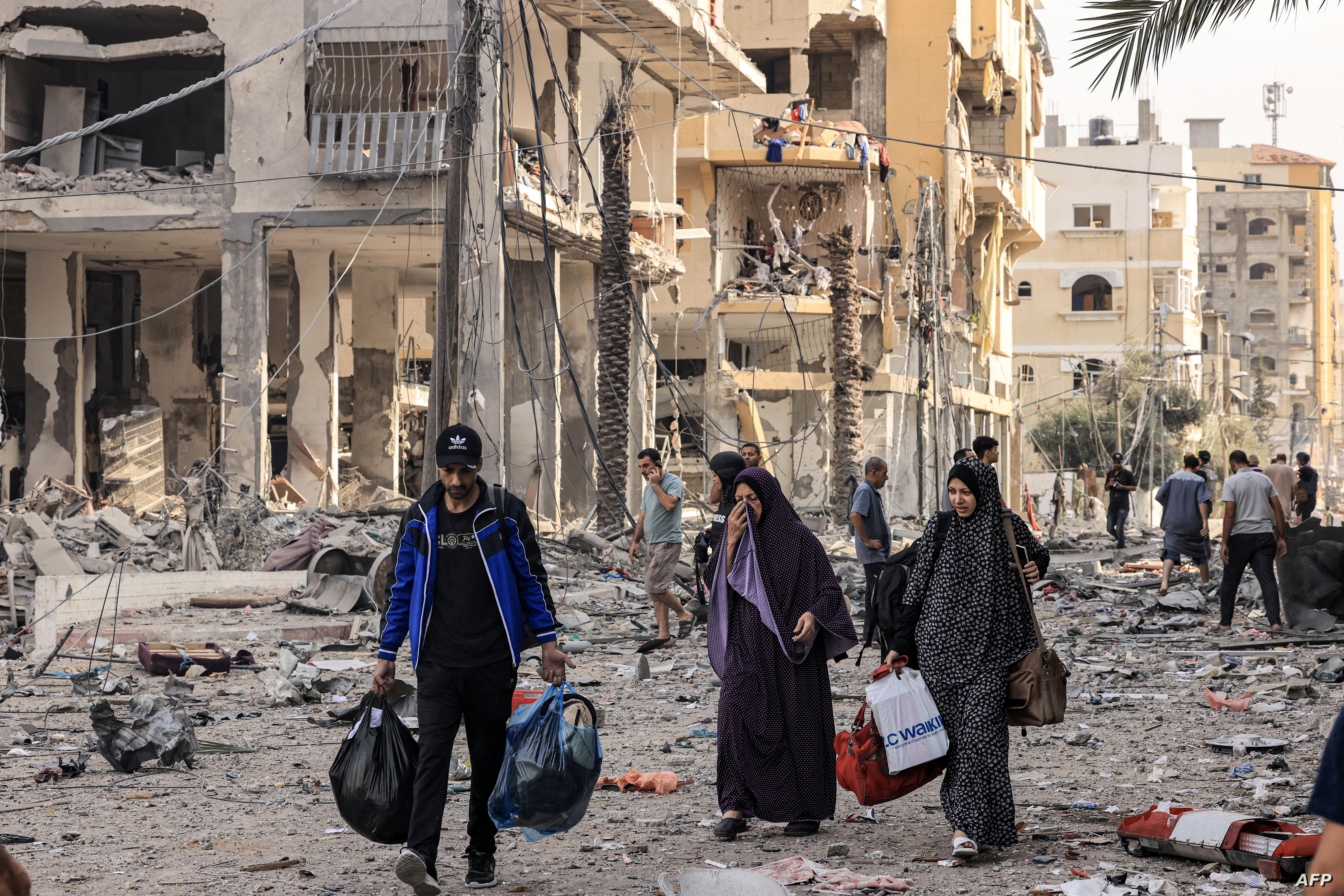 تقرير: خطة إسرائيلية لتهجير 100 مواطن من غزة إلى إندونيسيا "كتجربة أولية"